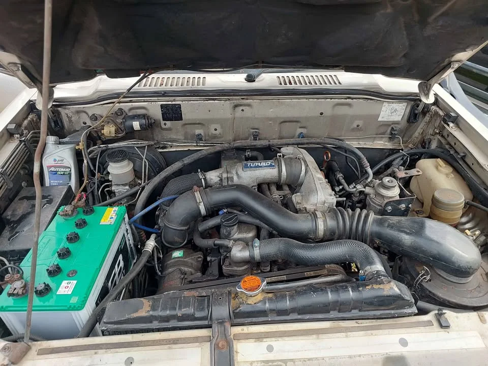 1996 Isuzu Trooper II 3