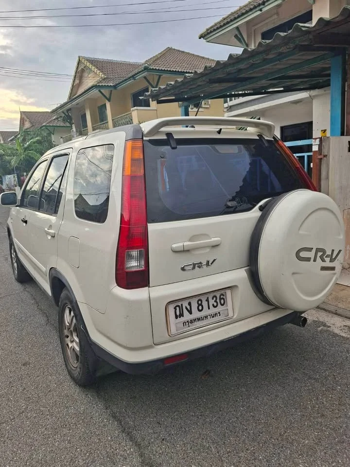 2005 Honda CR-V II 3