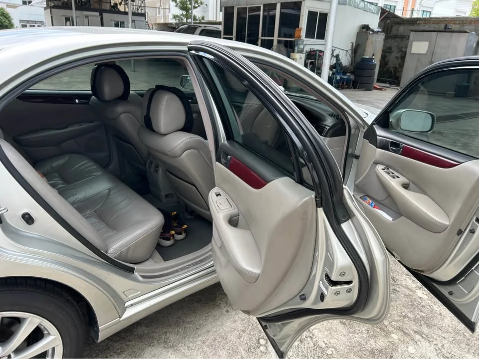 2002 Lexus ES III 3