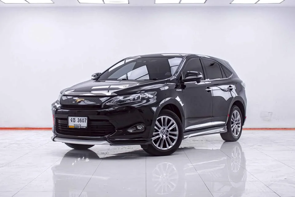 2014 Toyota Harrier III 2