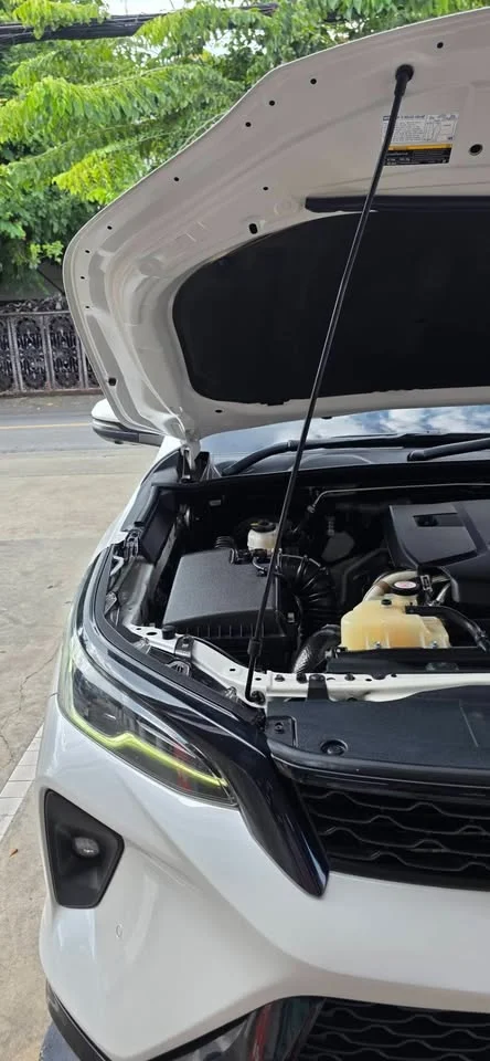 2023 Toyota Fortuner II 3