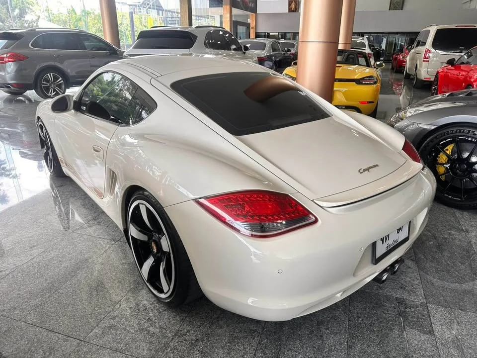 2010 Porsche Boxster and Cayman II 3
