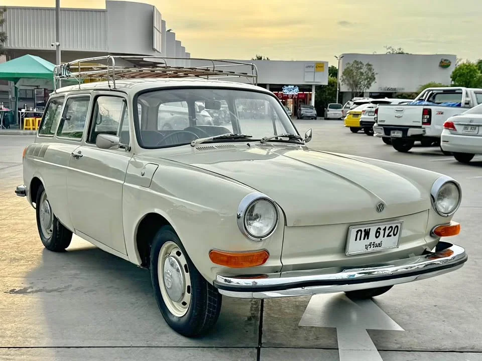 1969 Jaguar XJ Series I 2