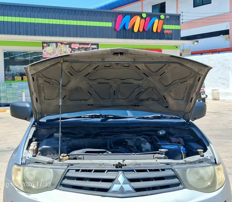 2014 Mitsubishi Triton IV 3