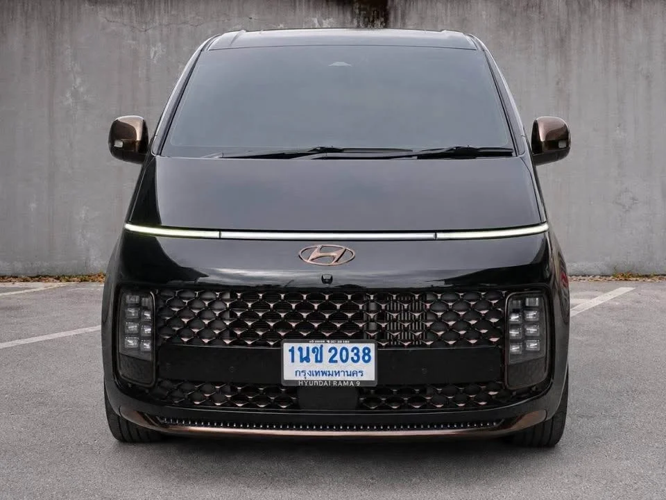 2024 Hyundai Staria US4 3