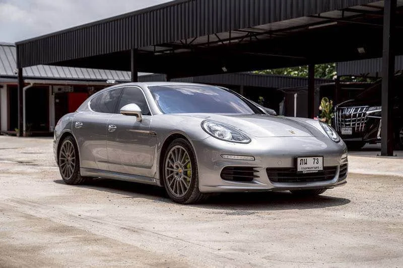2014 Porsche Panamera I 3