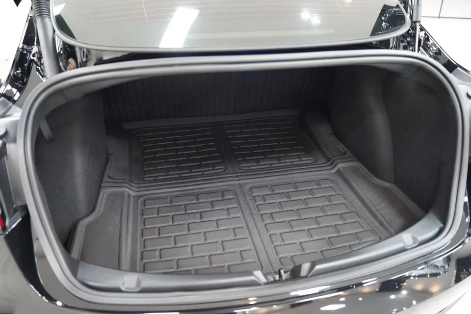 2023 Tesla Model 3 2