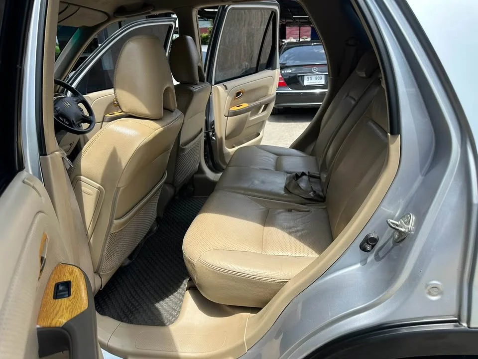 2005 Honda CR-V II 2
