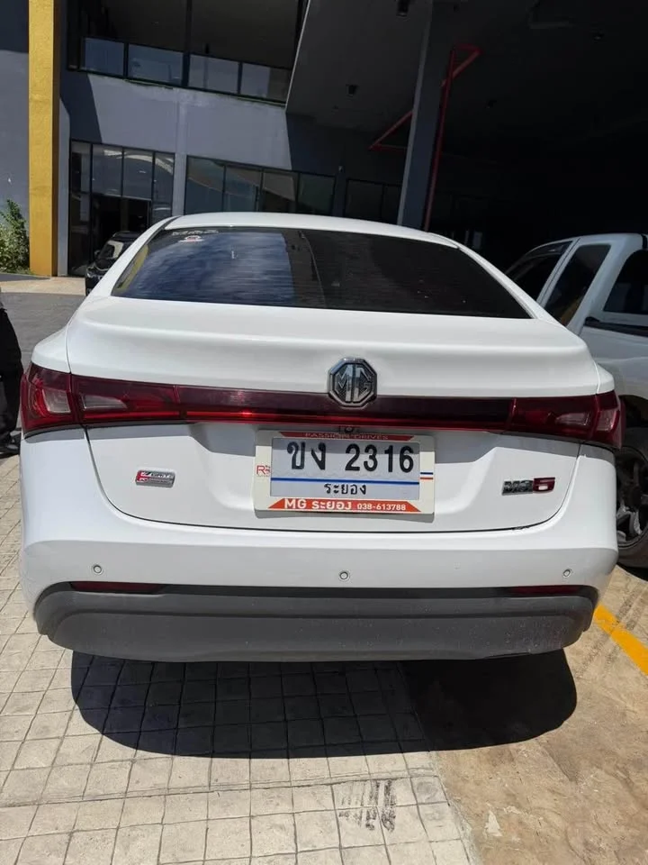 2018 MG 5 I  3