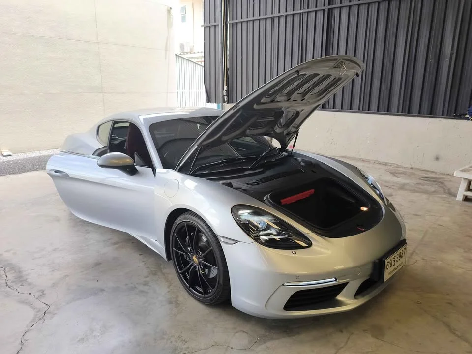 2019 Porsche 718 Boxster and Cayman IV 3