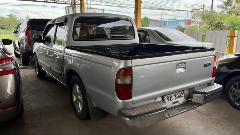 2004 Mazda 2500 Fighter V 3