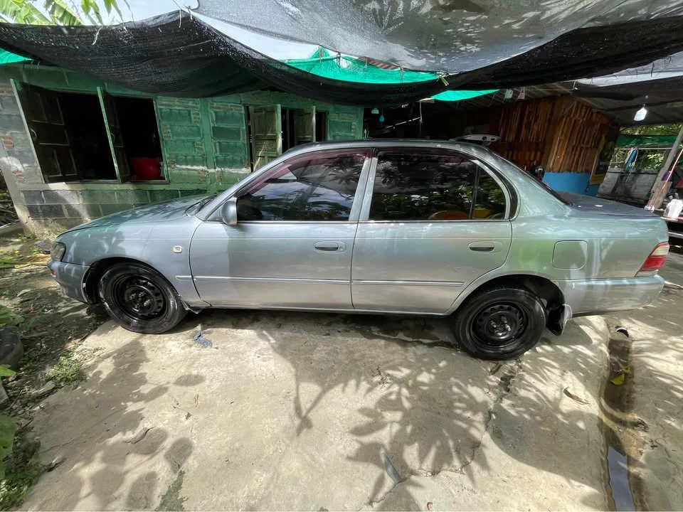 2004 Toyota Corolla Altis VII (E100) 2