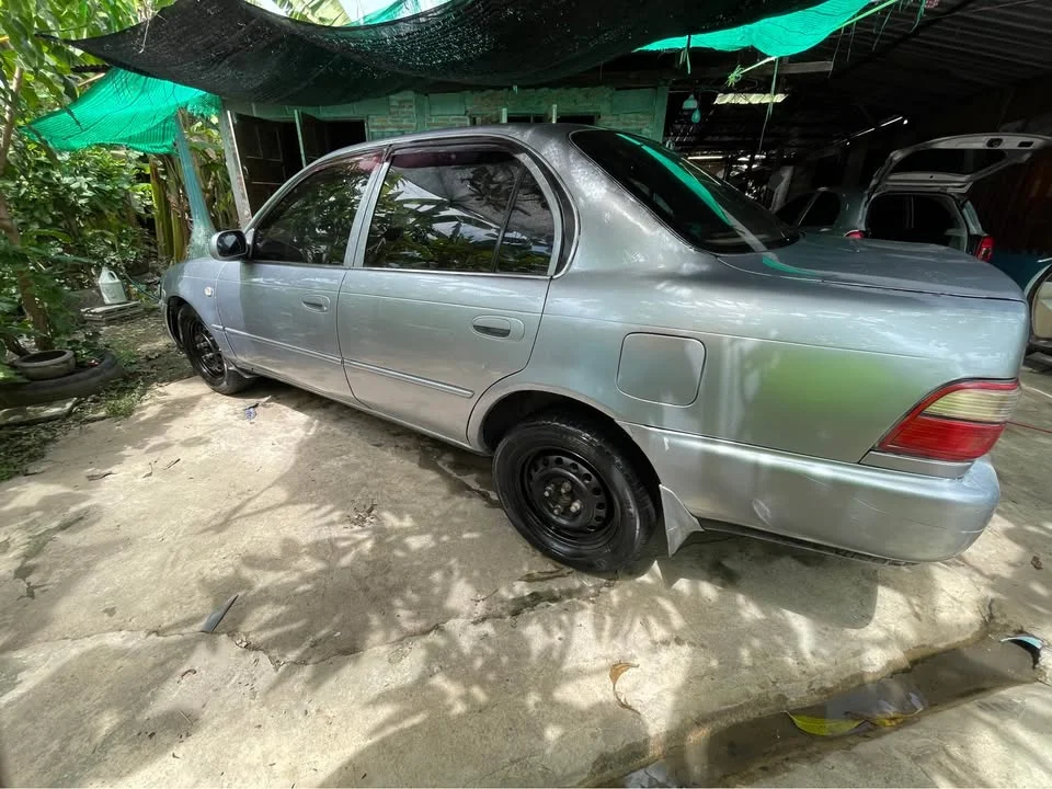 2004 Toyota Corolla Altis VII (E100) 3