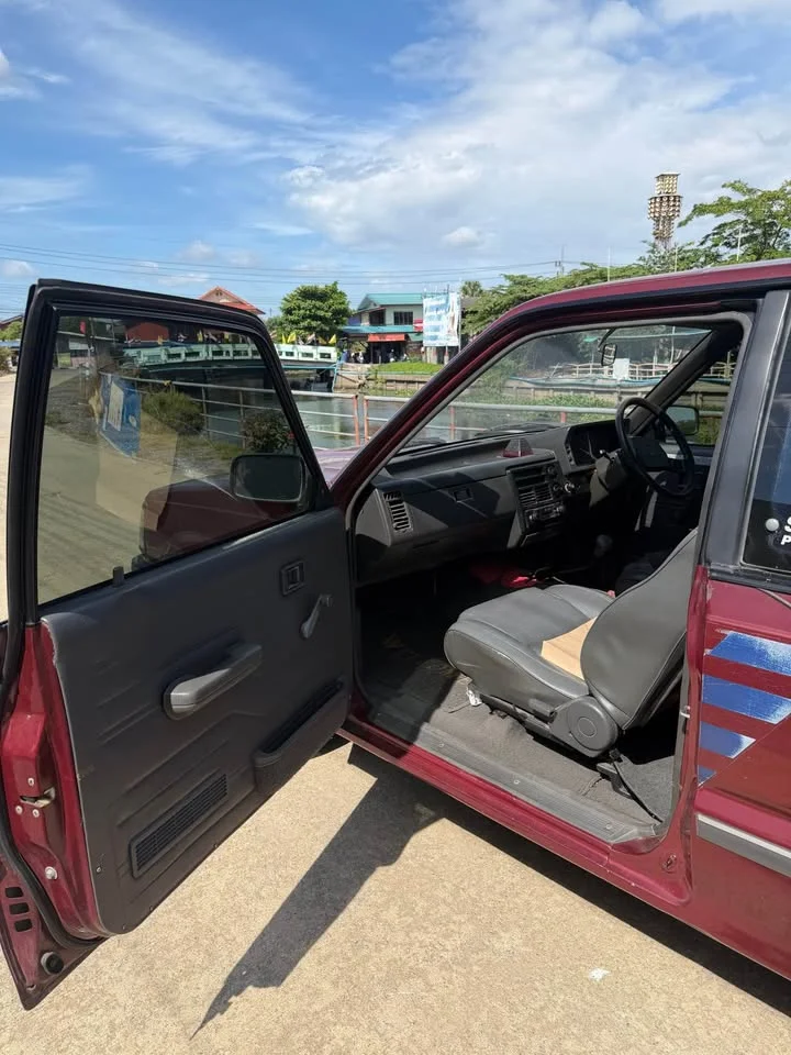 1994 Mazda B2500 IV 2