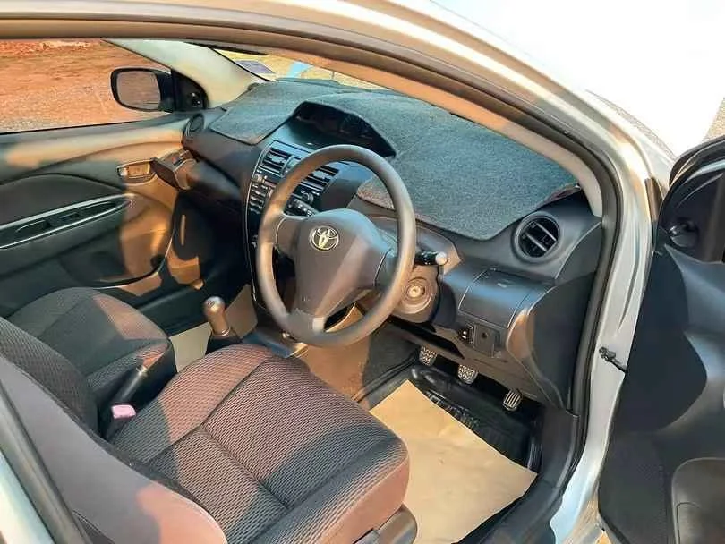 2010 Toyota Vios II 3
