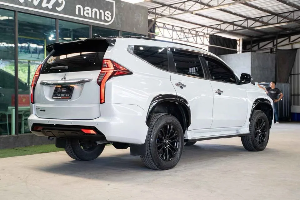 2020 Mitsubishi Pajero Sport III 2