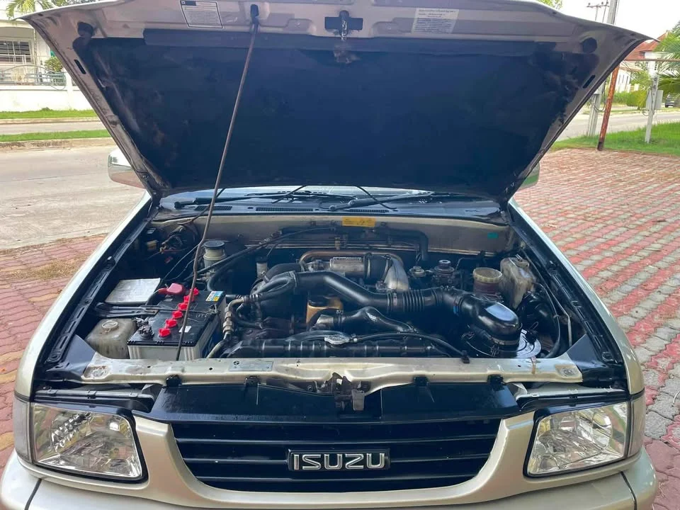 1997 Isuzu Faster Dragon Eyes III 3