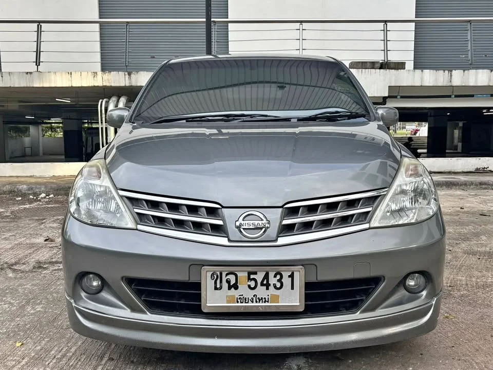 2011 Nissan Tiida I (C11) 3
