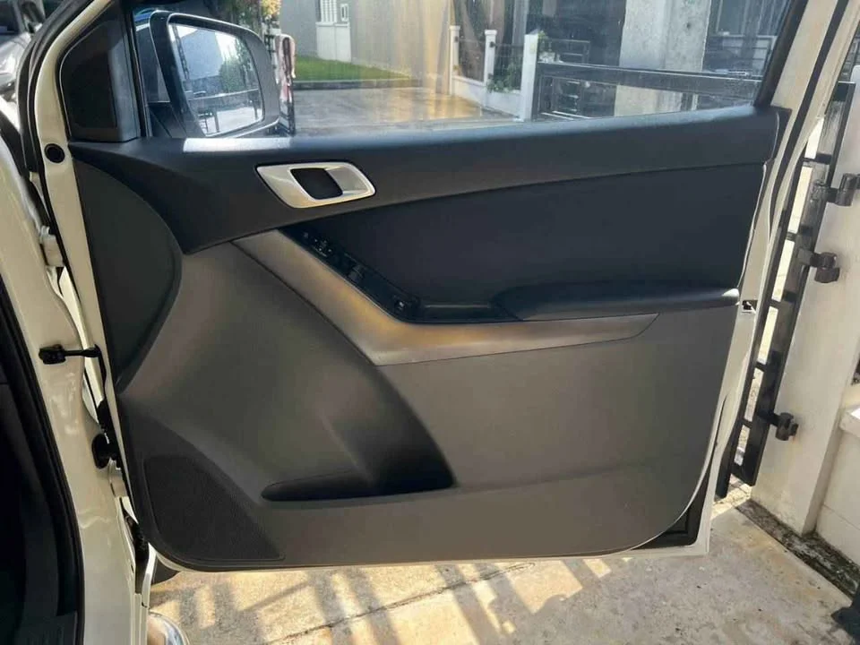 2017 Mazda BT-Series II 2