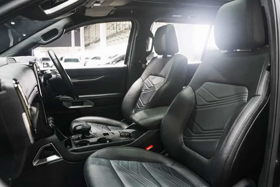 2023 Ford Everest III 2