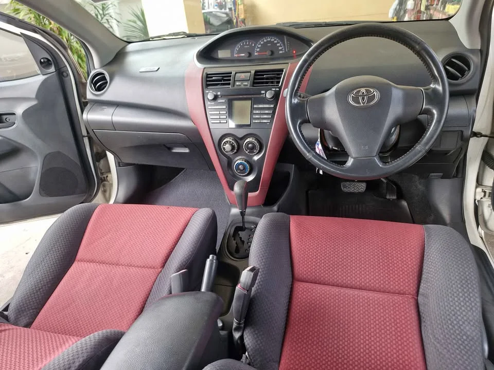 2009 Toyota Vios II 2