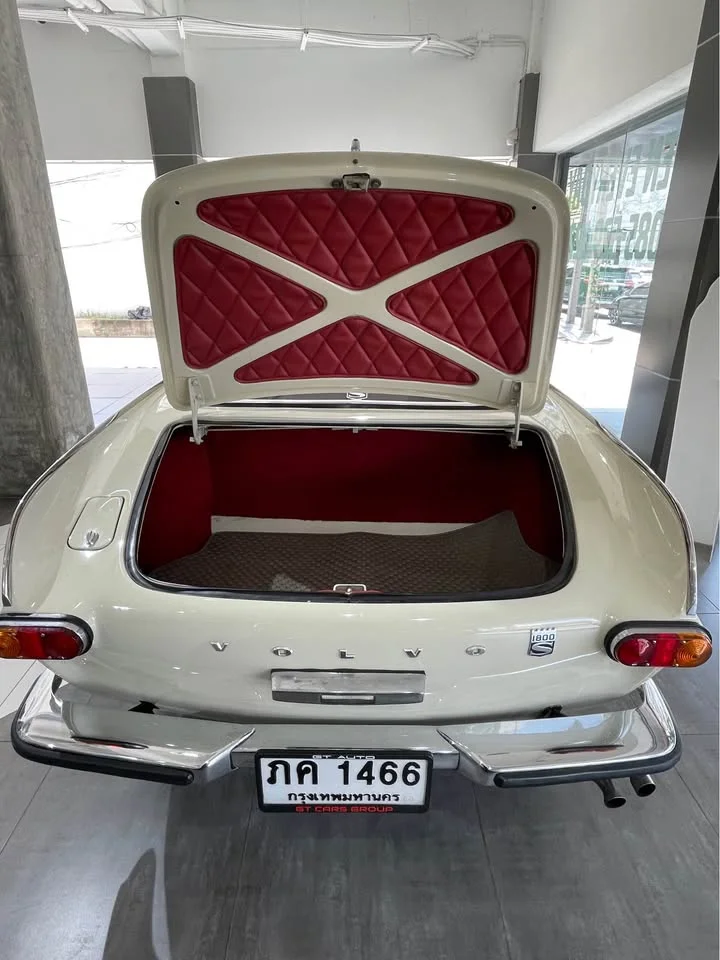 1967 Jaguar XJ Series I 3