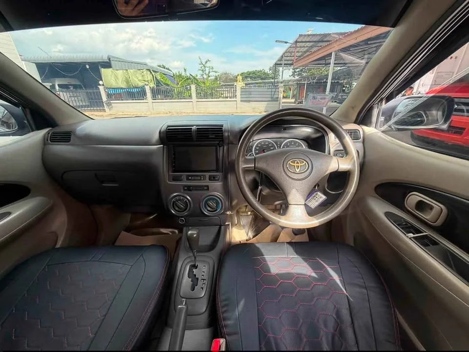 2010 Toyota Avanza I 2