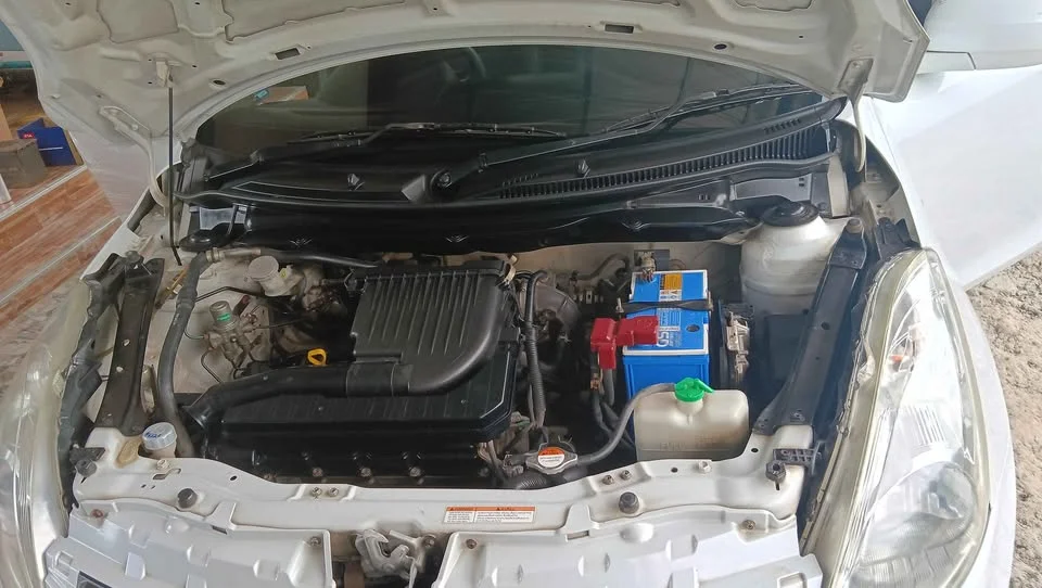 2014 Suzuki Swift II 2