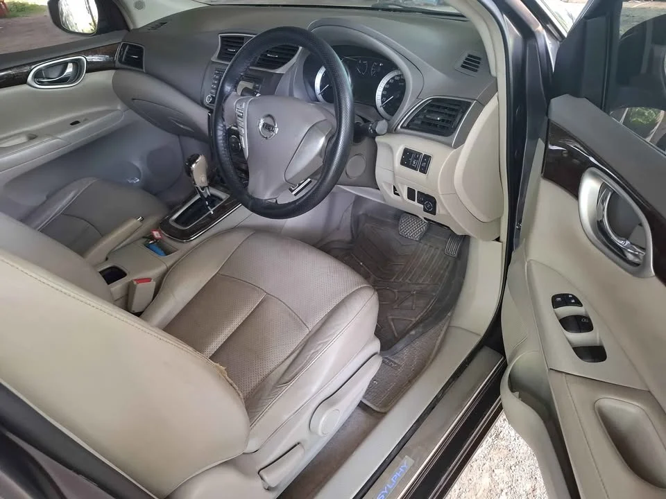 2012 Nissan Sylphy III (B17) 2