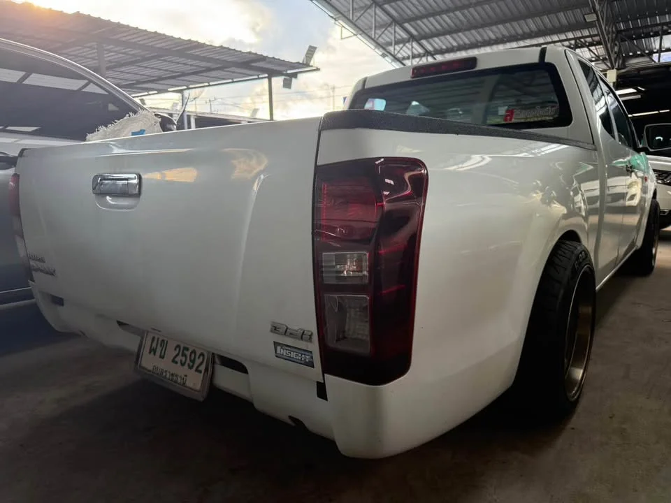 2015 Isuzu D-Max II (RT) 2