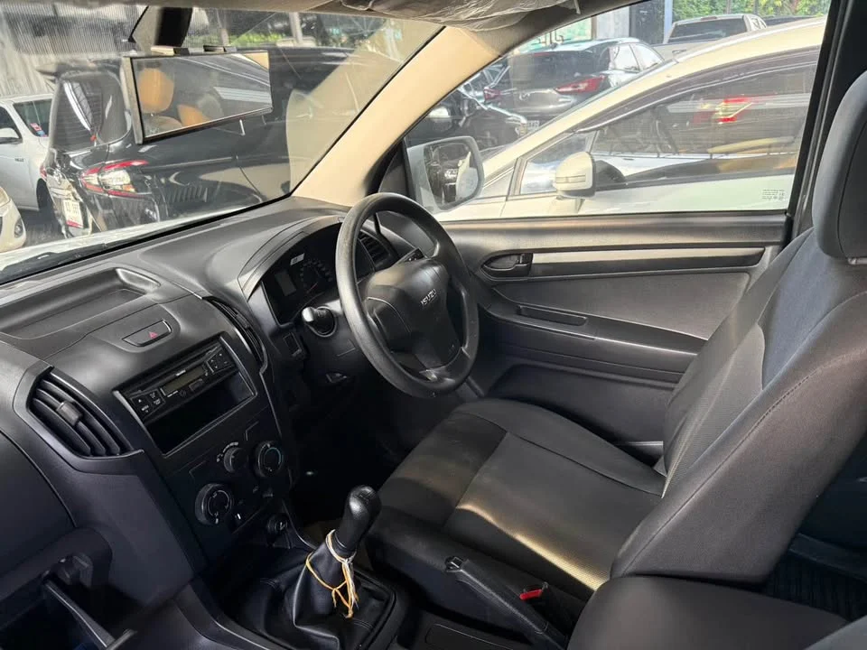2015 Isuzu D-Max II (RT) 3