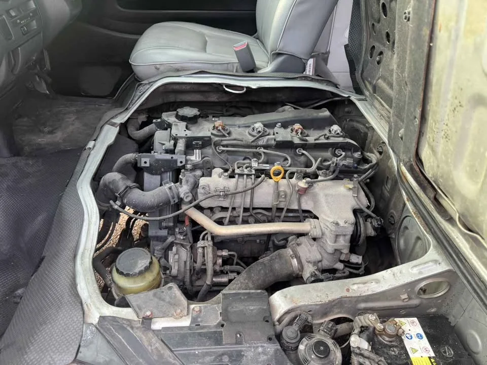2009 Toyota Commuter V (H200) 2