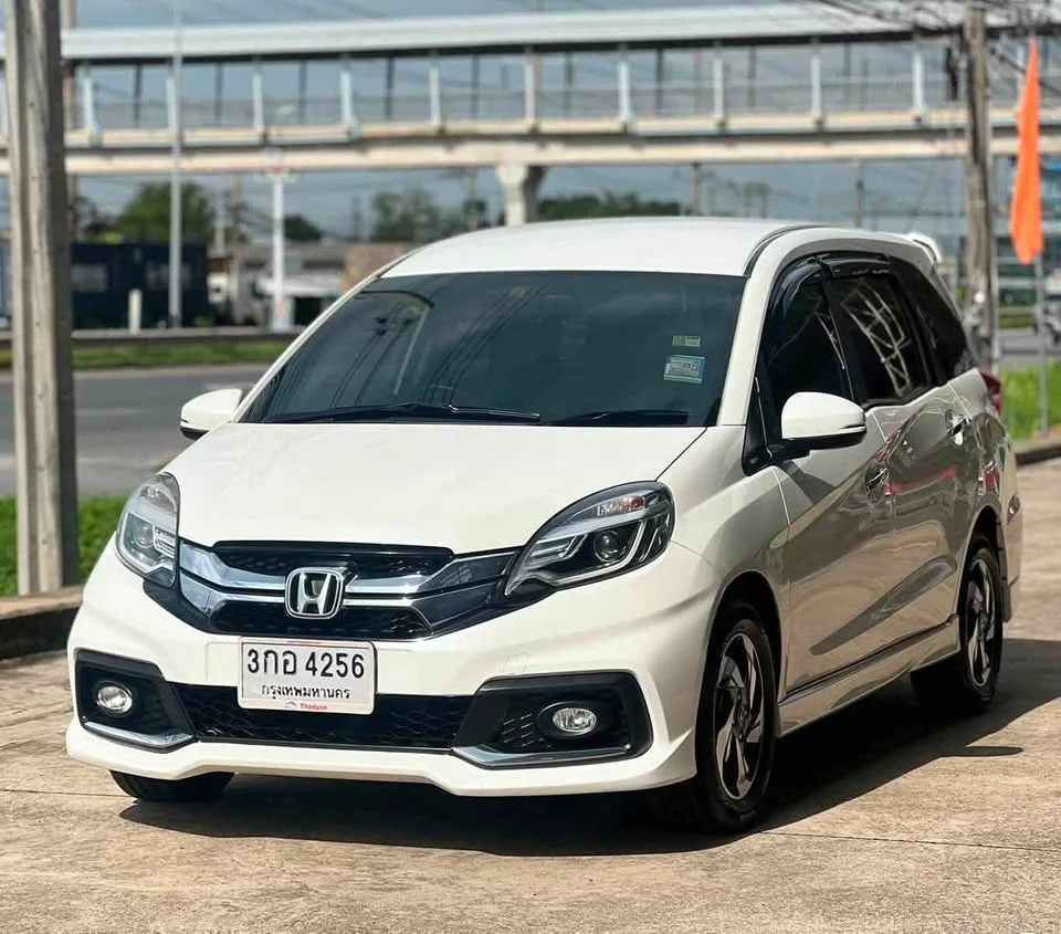 2014 Honda Mobilio II 2