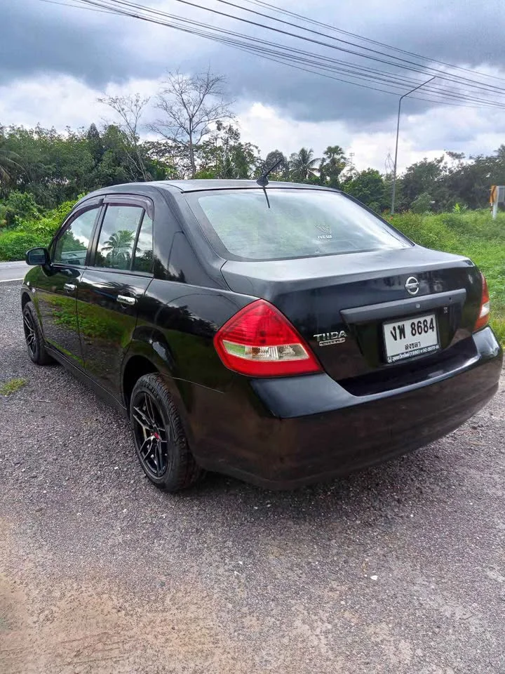 2011 Nissan Tiida I (C11) 3
