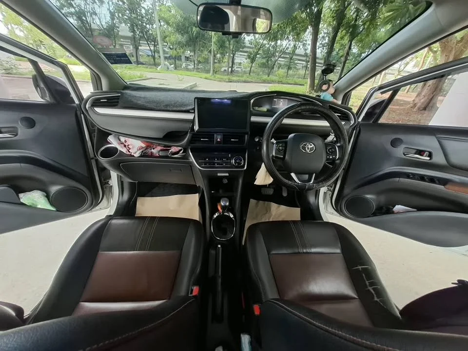 2018 Toyota Sienta II 3