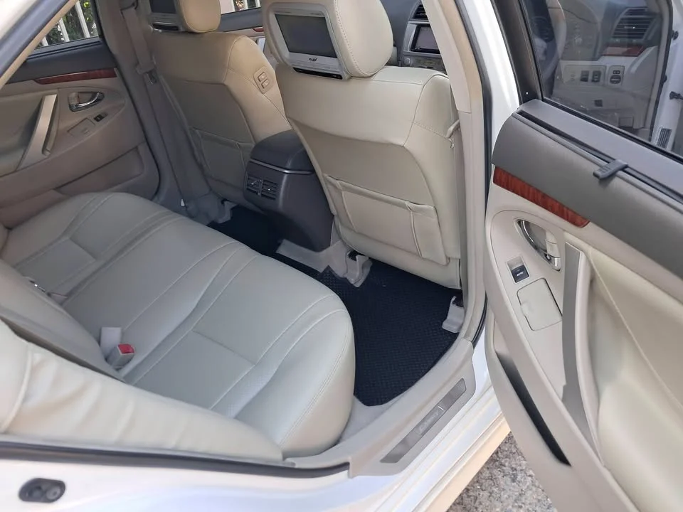 2010 Toyota Camry VI (XV40) 3