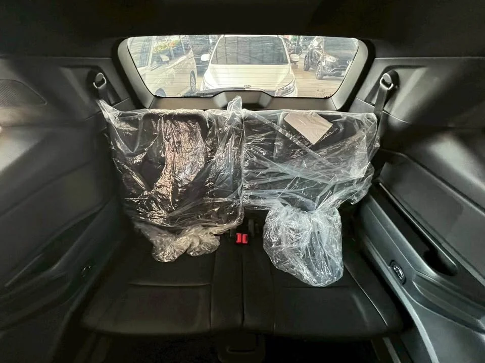 2023 Ford Everest III 2