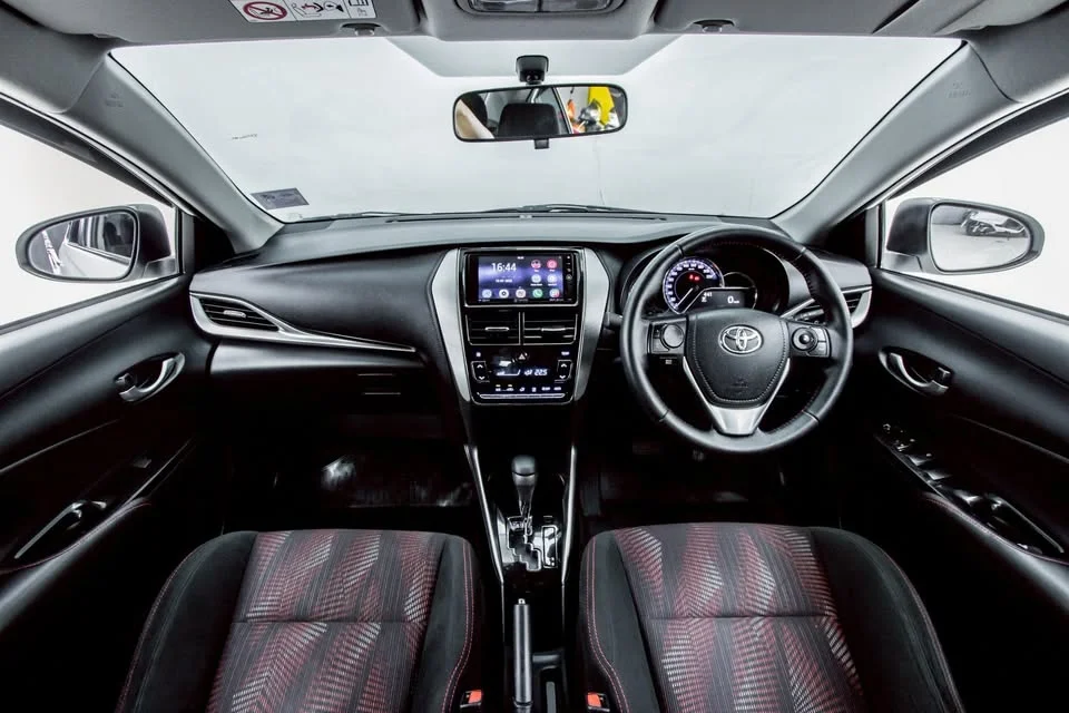2018 Toyota Yaris ATIV III 3