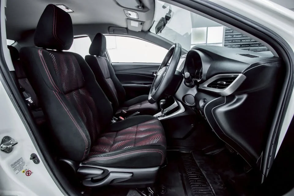 2018 Toyota Yaris ATIV III 2