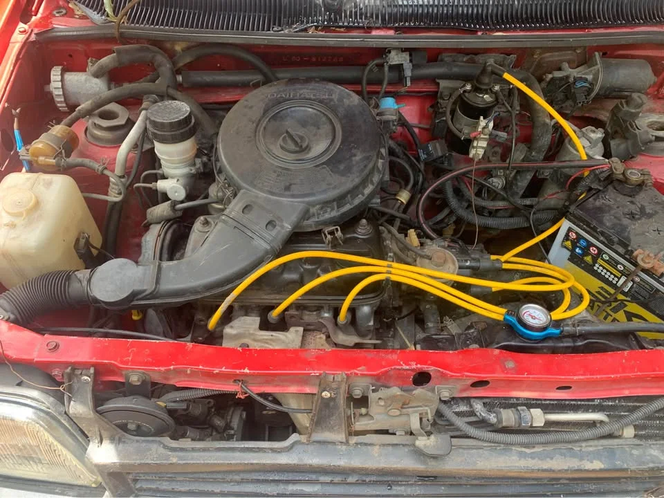 1994 Daihatsu Mira L200 2