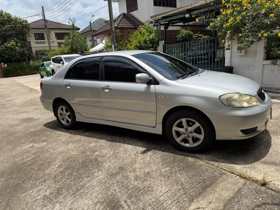 2004 Toyota Corolla Altis IX (E120) 2