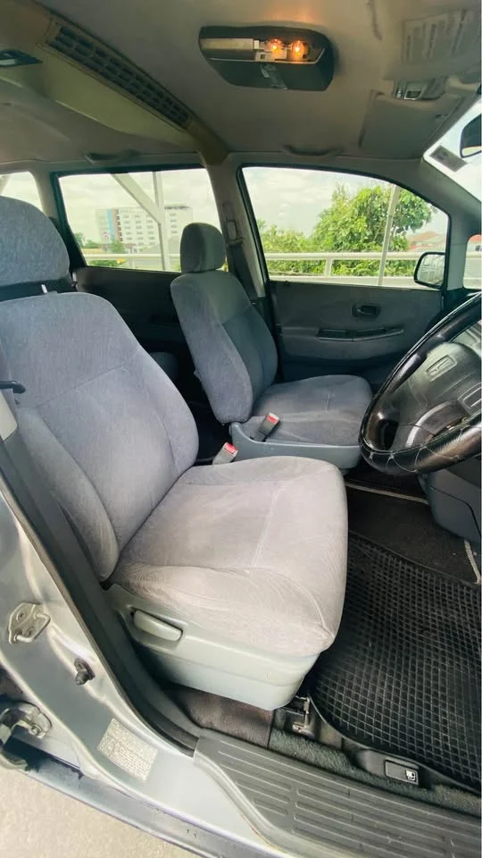 1997 Honda Odyssey I 2