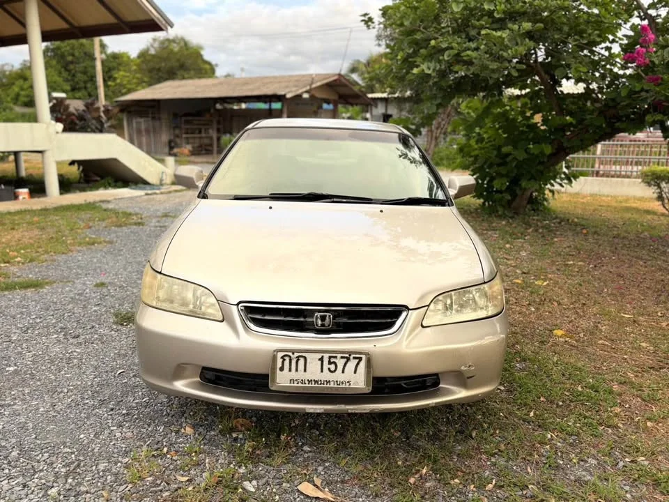 2001 Honda Accord VI 3