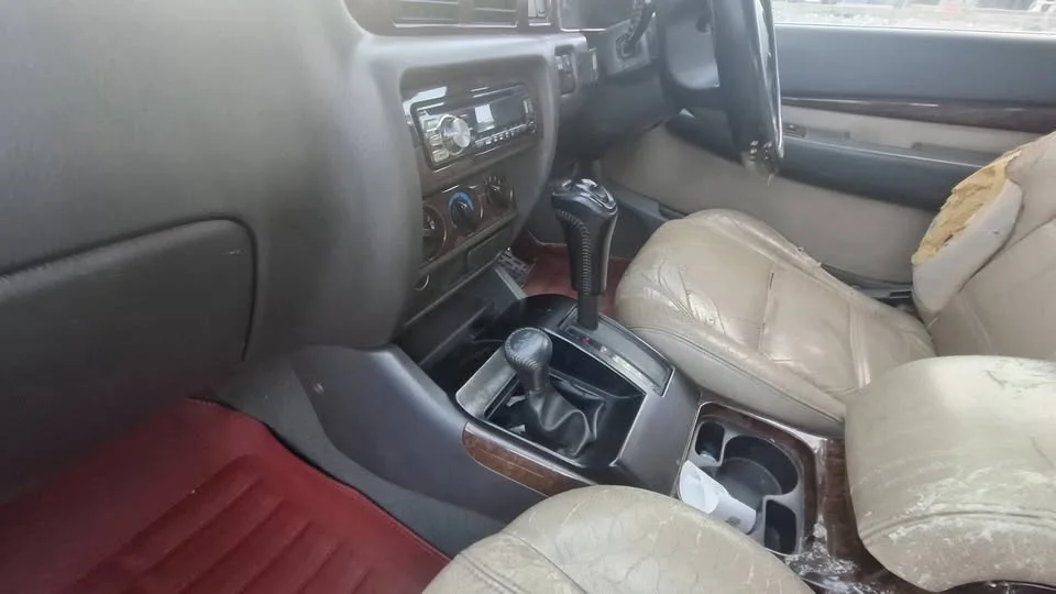 2005 Ford Everest I 3
