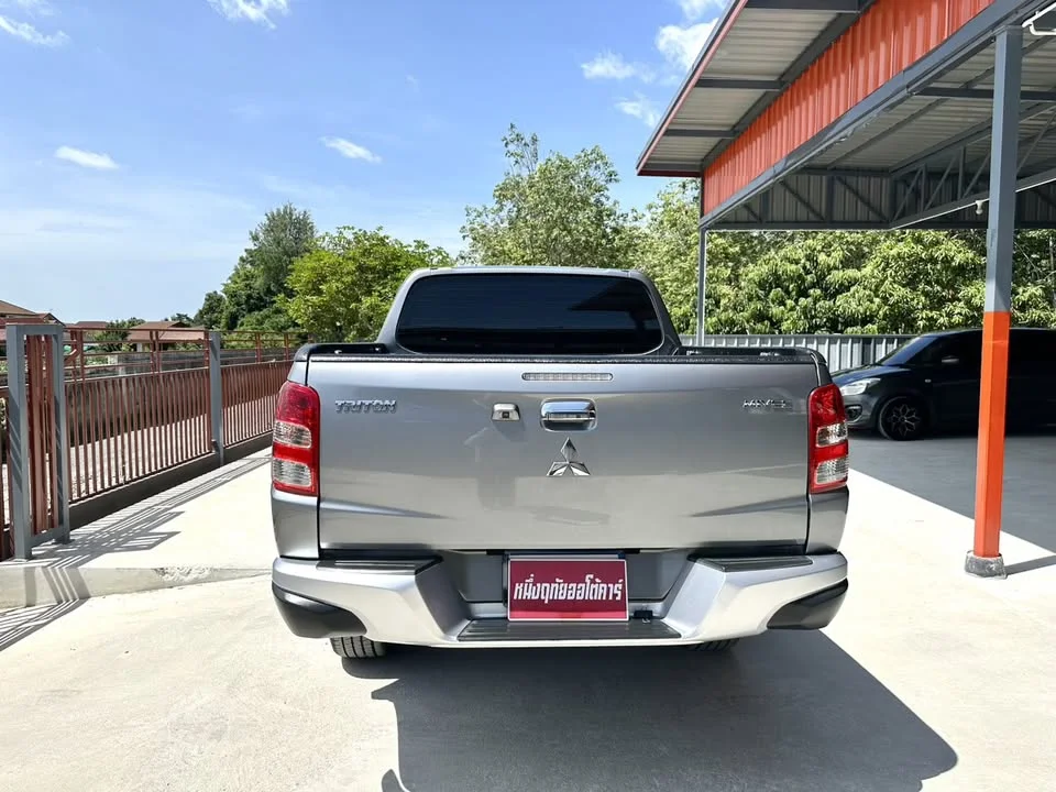 2017 Mitsubishi Triton V 3
