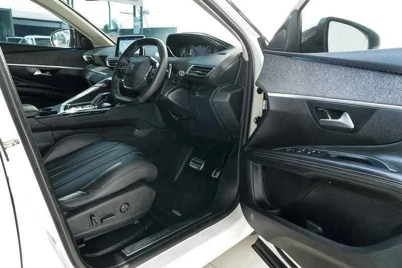 2019 Peugeot 5008 II 3