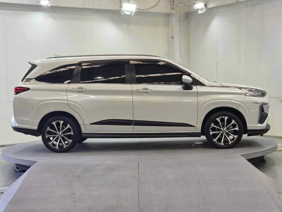 2022 Toyota Veloz III 3