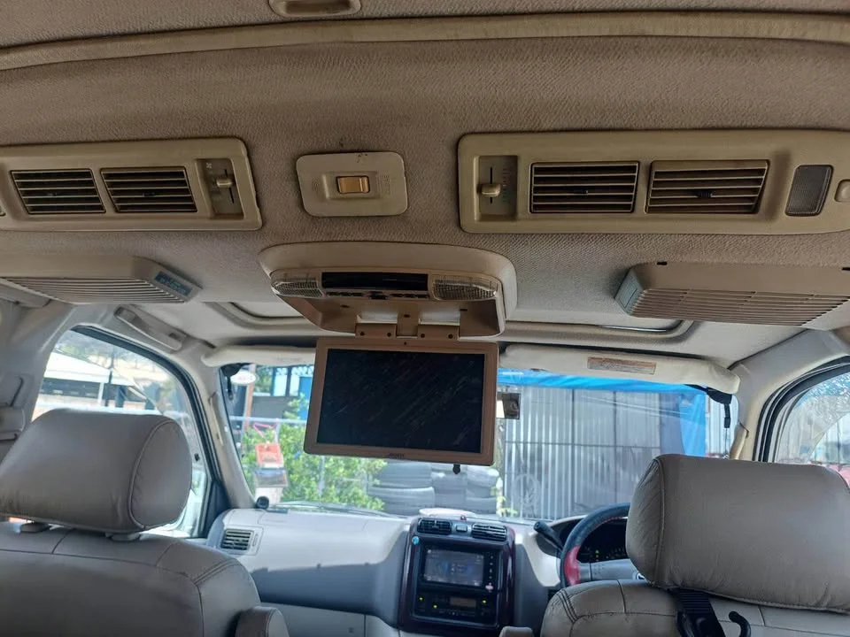 2000 Toyota Granvia H100 2