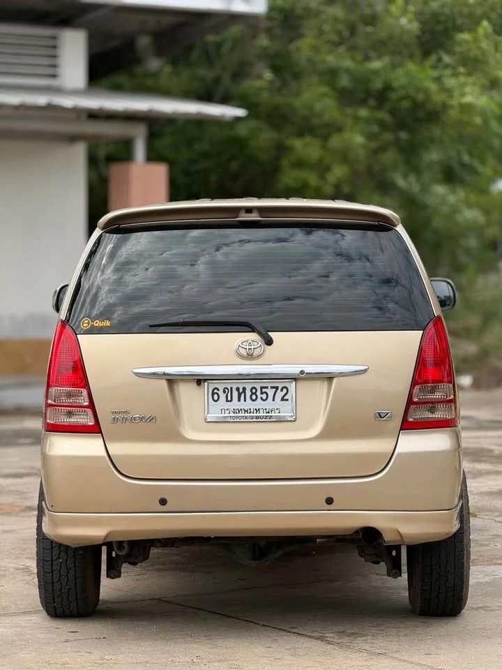 2005 Toyota Innova I 2
