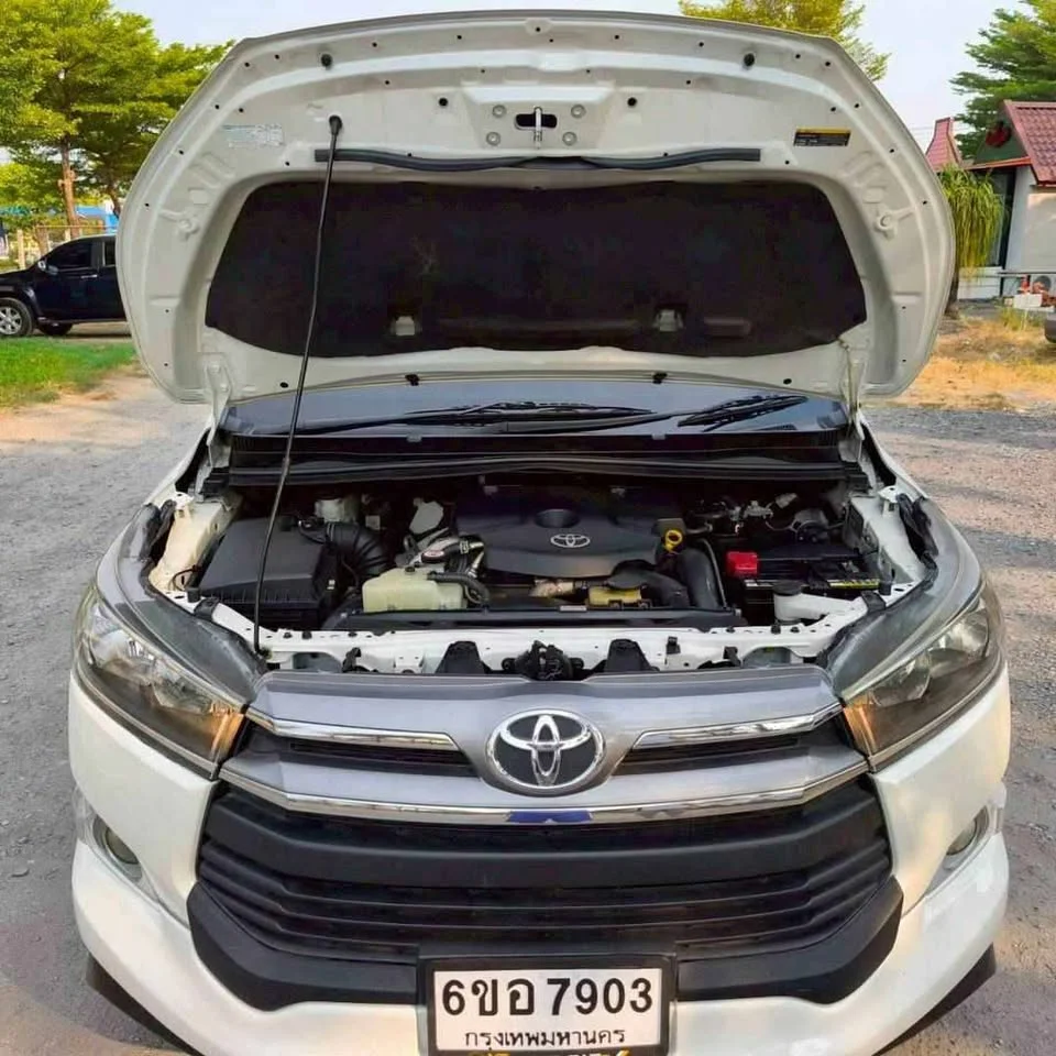 2018 Toyota Innova II 2